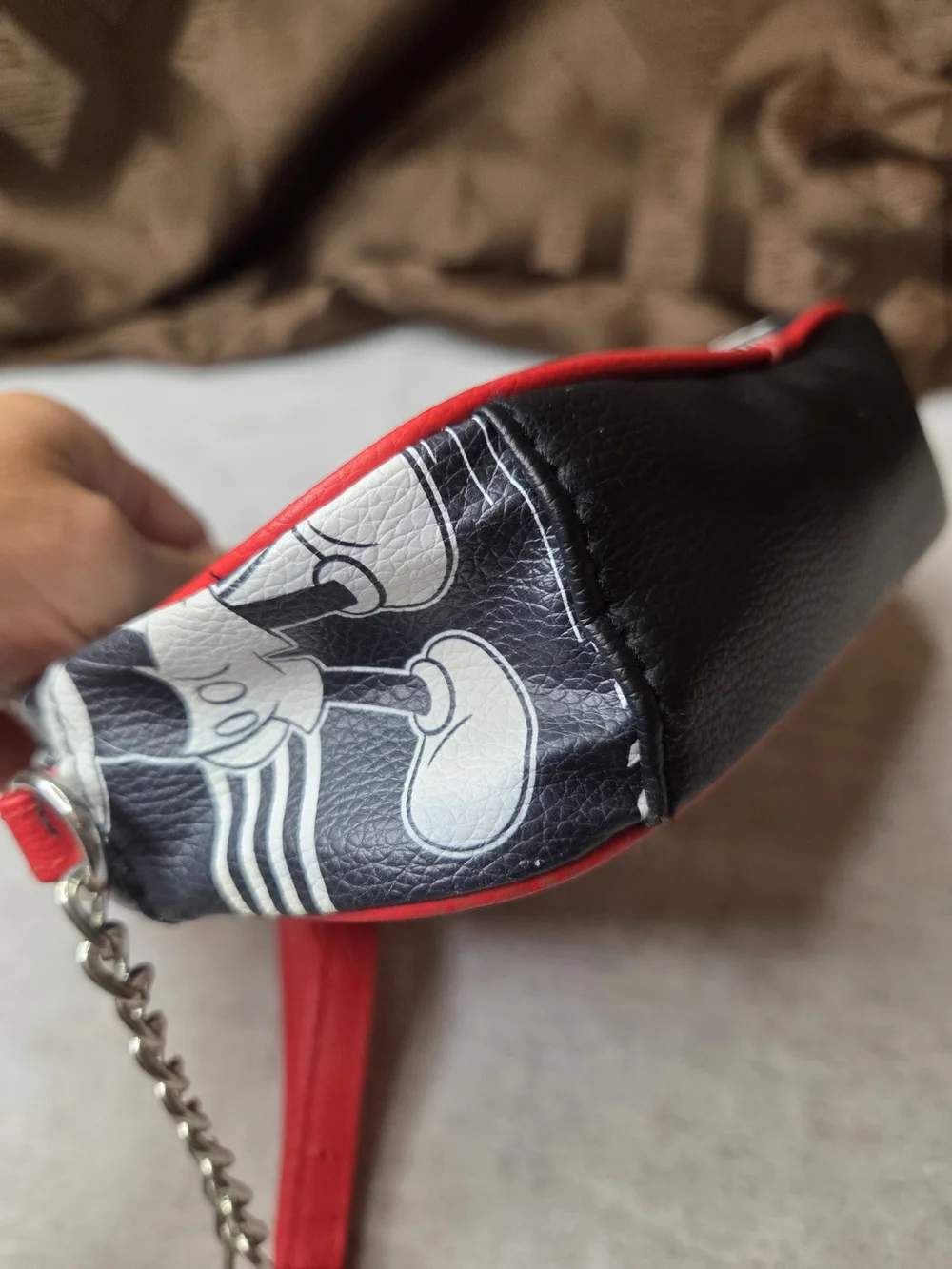 Disney Black & Red Minnie Mouse Crossbody Bag-Project